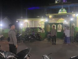 Polsek Sanggar Polres Bima Kabupaten Gelar Patroli dan Pengamanan Sholat Tarawih di Masjid Besar Al-Munawar Desa Kore