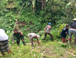 TNI dan Warga Bersatu Pulihkan Akses Terputus