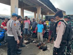 Melalui Patroli Sambang Kamtibmas, Personel Pos PAM Polres Bima Kabupaten Tente Pantau Aktivitas Masyarakat di Terminal Tente