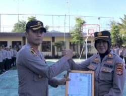 Kapolres Lombok Utara Pimpin Apel Pagi dan Berikan Penghargaan kepada Personel Berprestasi