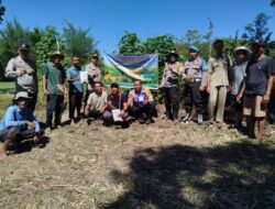 Kapolsek Sakra Pimpin Kegiatan Penanaman Jagung Bersama Masyarakat di Lombok Timur