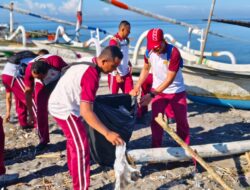 Pantai Tanjung Karang Jadi Sasaran Kegiatan Bersih Pantai Ditpolairud Polda NTB