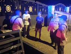 Patroli Blue Light, Polsek Asakota Sambangi Warga dan Beri Himbauan Kamtibmas