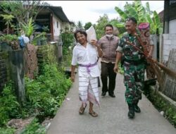 Wujud Kepedulian Kepada Masyarakat, Danpos Ajak Camat Lingsar Kunjungi Warga Binaannya Yang Terkena Musibah Kebakaran Rumah