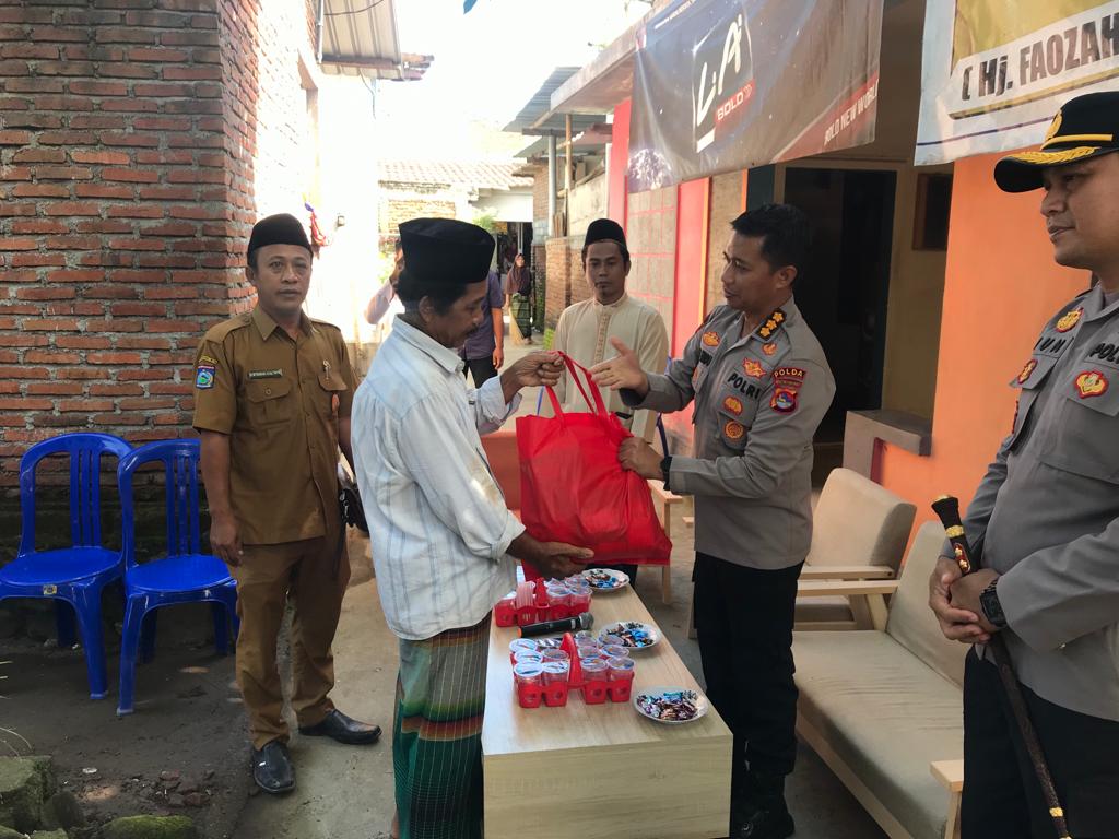 Korban Gempa Turki di Labuapi, Polda NTB Bersama Kapolres Lombok Barat Bersilahturahmi ke Keluarga