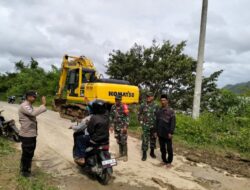 Babinsa 1606-06 Sekotong, Bhabinkamtibmas Ingatkan Warga Untuk Tetap Waspada Banjir dan Tanah Longsor Susulan