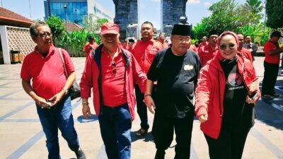 Walikota Blitar sambut Rombongan PDIP NTB di Makam Bung Karno