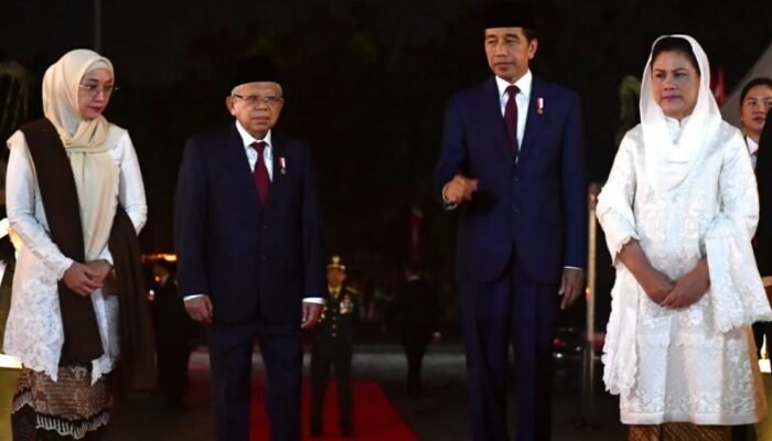 Rangkaian HUT Ke-78 RI, Presiden Jokowi Memimpin Apel Kehormatan dan Renungan Suci di TMP Kalibata