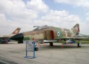 Mengenal F-4E Phantom: Pesawat Tempur Ikonik dari Angkatan Udara Israel