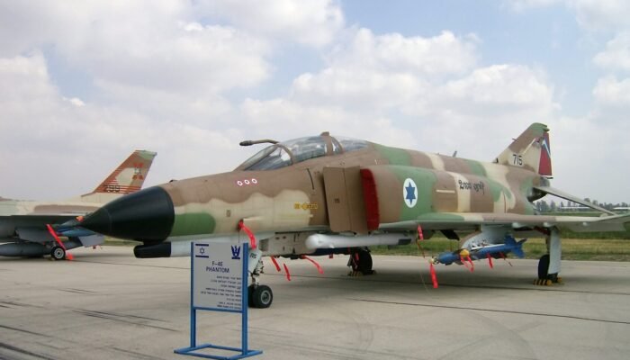 Mengenal F-4E Phantom: Pesawat Tempur Ikonik dari Angkatan Udara Israel