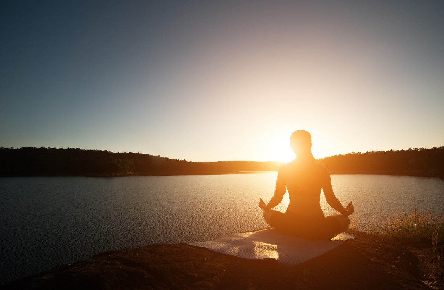 Manfaat Meditasi Pagi Hari, Menyehatkan Tubuh dan Pikiran