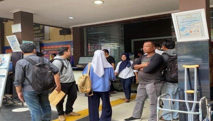 Membludak! Pemohon SKCK di Polrestabes Palembang Capai 200 Orang per Hari