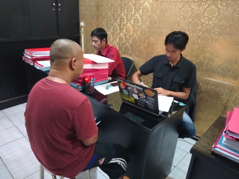 Pria Sukabumi Ditangkap Usai Tipu dan Gelapkan 5 Motor Bermodus Kencan di Medsos