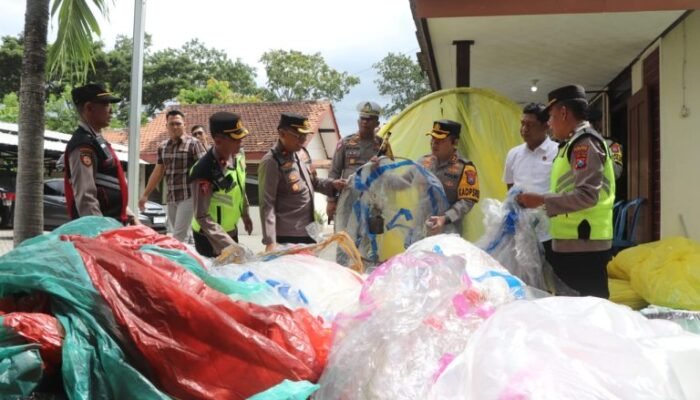 135 Balon Udara Diamankan Polres Trenggalek Demi Keamanan Lebaran Ketupat