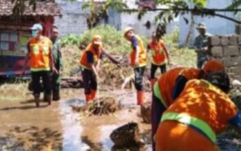 Banjir Lahar Dingin Semeru Telan Korban Jiwa, Akses Jalan Nasional Putus