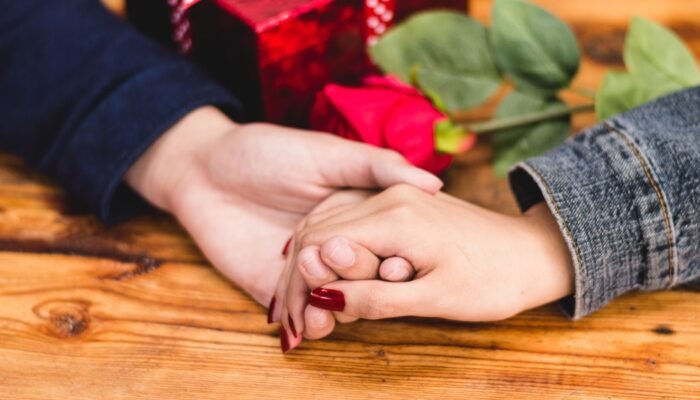 Jalin Hubungan Ungkapkan Cintamu dengan Tulus! Ini Dia 12 Cara Jitu yang Bikin Pasangan Klepek-Klepek