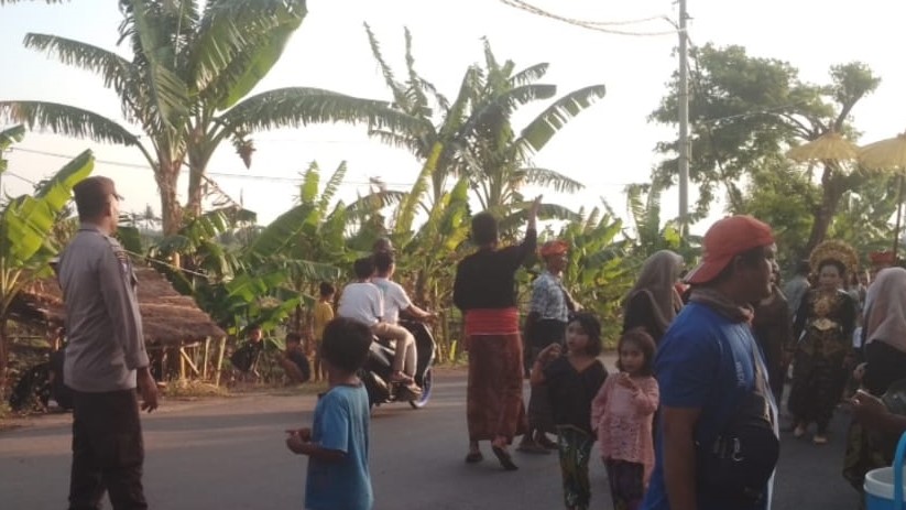 Nyongkolan Meriah di Taman Ayu