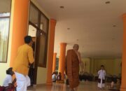 Polisi Kawal Ketat Perayaan Waisak di Vihara Girisena Lombok Barat, Umat Buddha Donor Darah