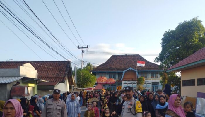 Dedikasi Tinggi Polsek Gerung Jaga Nyongkolan, Bukti Komitmen Polri Dukung Pelestarian Budaya