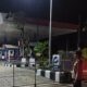 Polsek Lembar Patroli Malam, Pantau Keamanan SPBU dan Simpang Tiga Desa Eyat Mayang