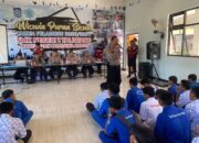 Sat Samapta Polres Sumbawa Barat Gelar Police Goes to School di SMKN 1 Taliwang tentang Kenakalan Remaja