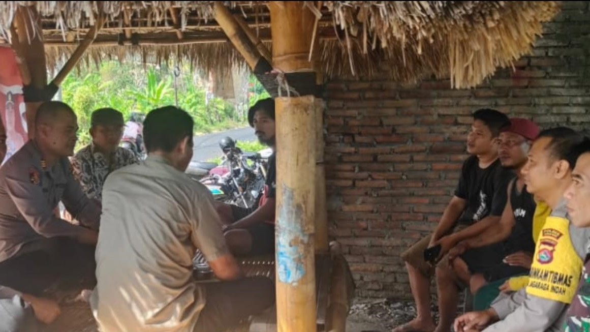 Jumat Curhat Polsek Kediri, Solusi Keamanan dan Peluang Rekrutmen Polri bagi Komunitas Jual Beli