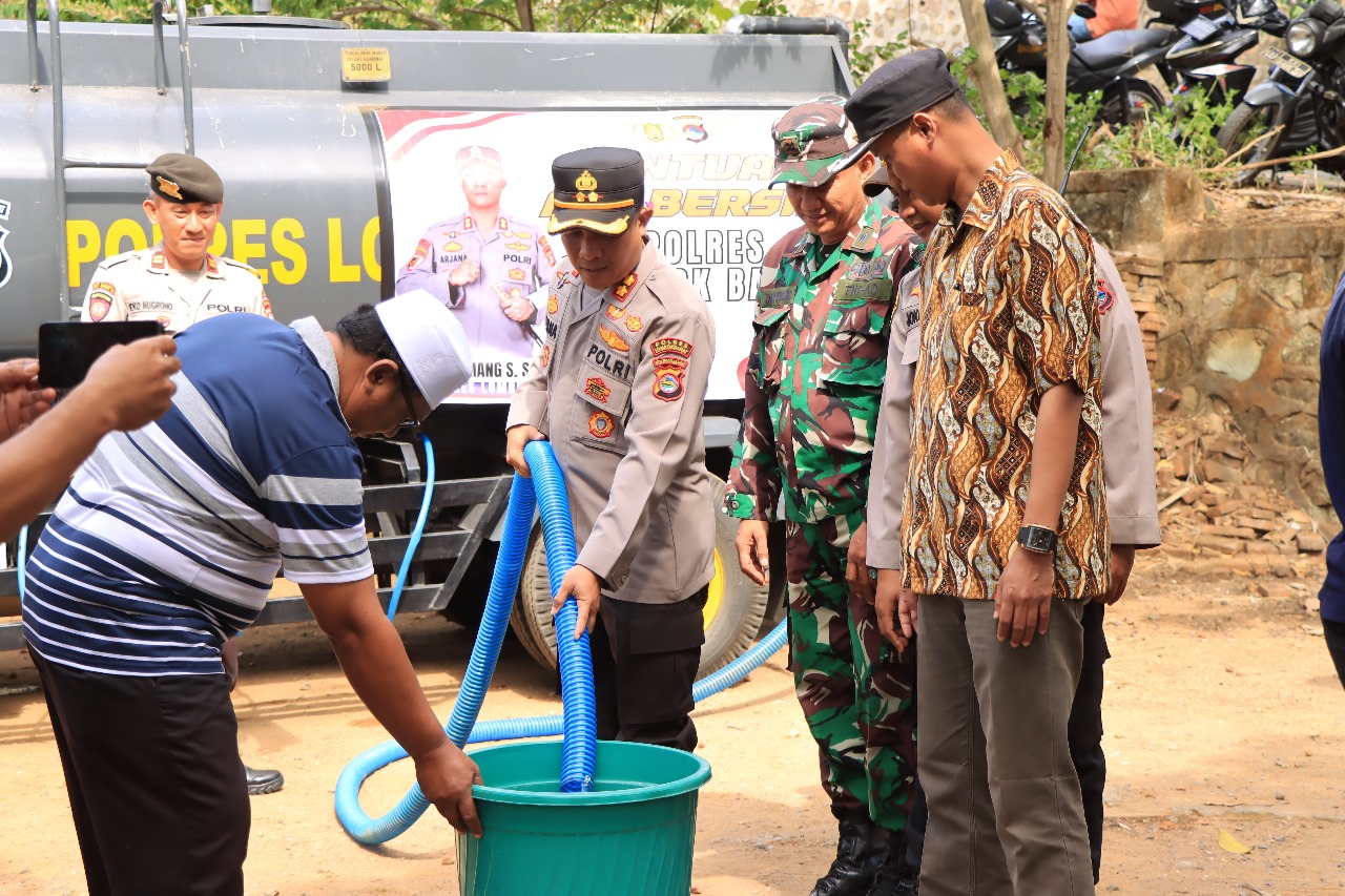 Kapolres Lombok Barat AKBP I Komang Sarjana