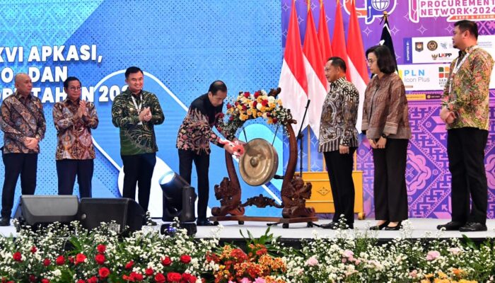 Presiden Jokowi Buka Rakernas APKASI, Indonesia Kuat di Tengah Krisis