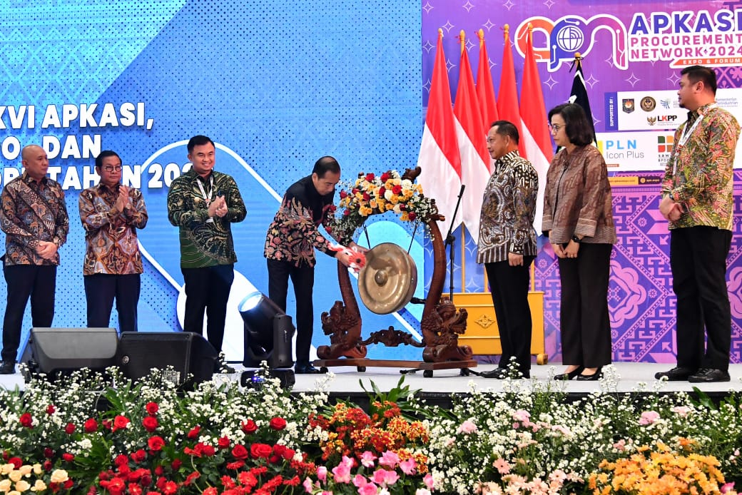 Presiden Jokowi Buka Rakernas APKASI