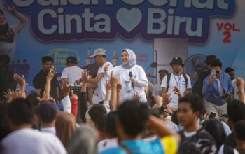 Nurhidayah-Imam Kafali Kembali Jalan Sehat Bareng Ribuan Warga Lombok Barat