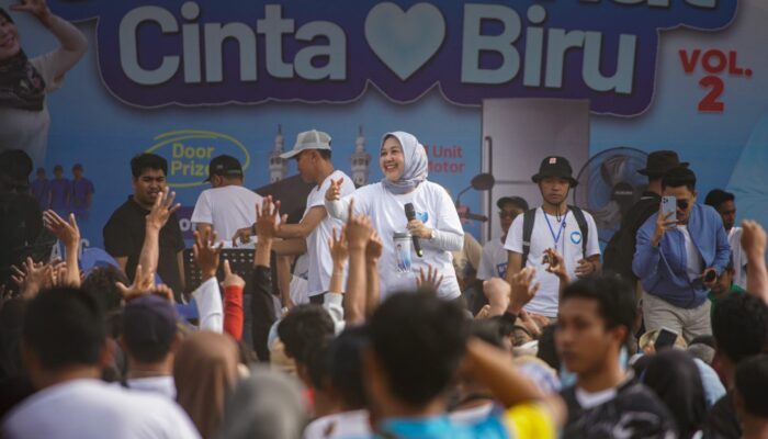 Nurhidayah-Imam Kafali Kembali Jalan Sehat Bareng Ribuan Warga Lombok Barat