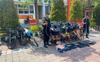 Polres Gresik Tangkap 5 Pemuda dan Amankan 12 Kendaraan Balap Liar