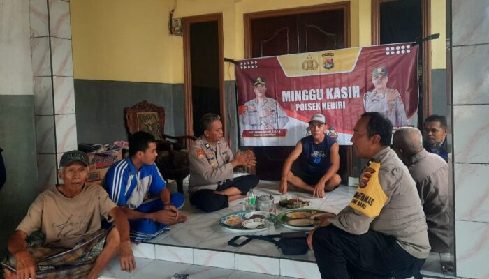 Sinergitas Polri dan Warga: Kegiatan Minggu Kasih di Lombok Barat