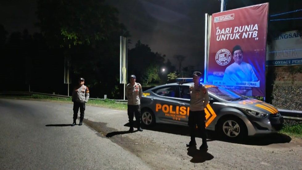 Patroli Blue Light di Perbatasan Lombok Barat Mencegah Kejahatan Malam Hari