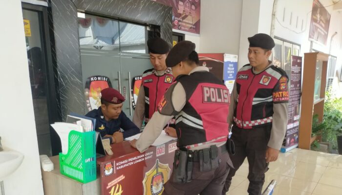 Polres Lombok Barat Perkuat Keamanan KPU dengan Patroli Preventif Menyambut Pemilukada