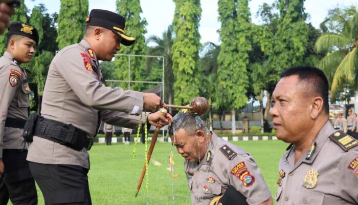 Kenaikan Pangkat, Penghargaan, dan Purna Tugas: Momen Bersejarah di Polres Lombok Barat