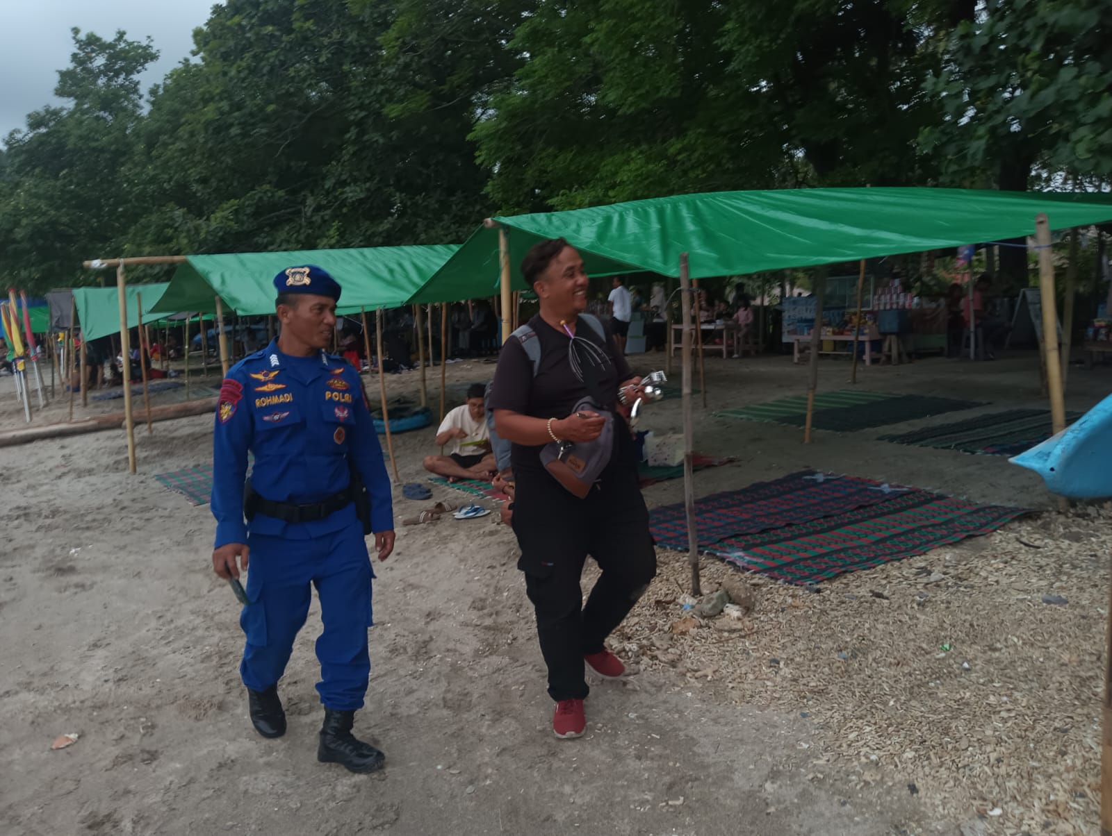 Cuaca Tak Menentu, Polisi Gencar Imbau Keselamatan di Pesisir Senggigi