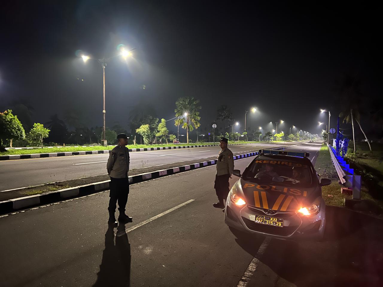 Strategi Jitu Polsek Kediri Redam Aksi Kriminal Malam Hari, Patroli Blue Light Intensif Digencarkan