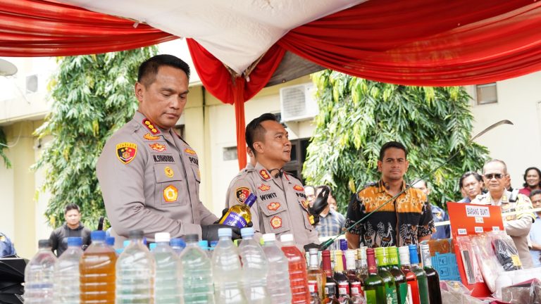 Jelang Ramadan, Polisi Sikat Miras, Judi, dan Narkoba di Semarang