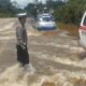 Banjir di Jalan Trans Kalimantan Tayan Hilir, Pengendara Diminta Waspada