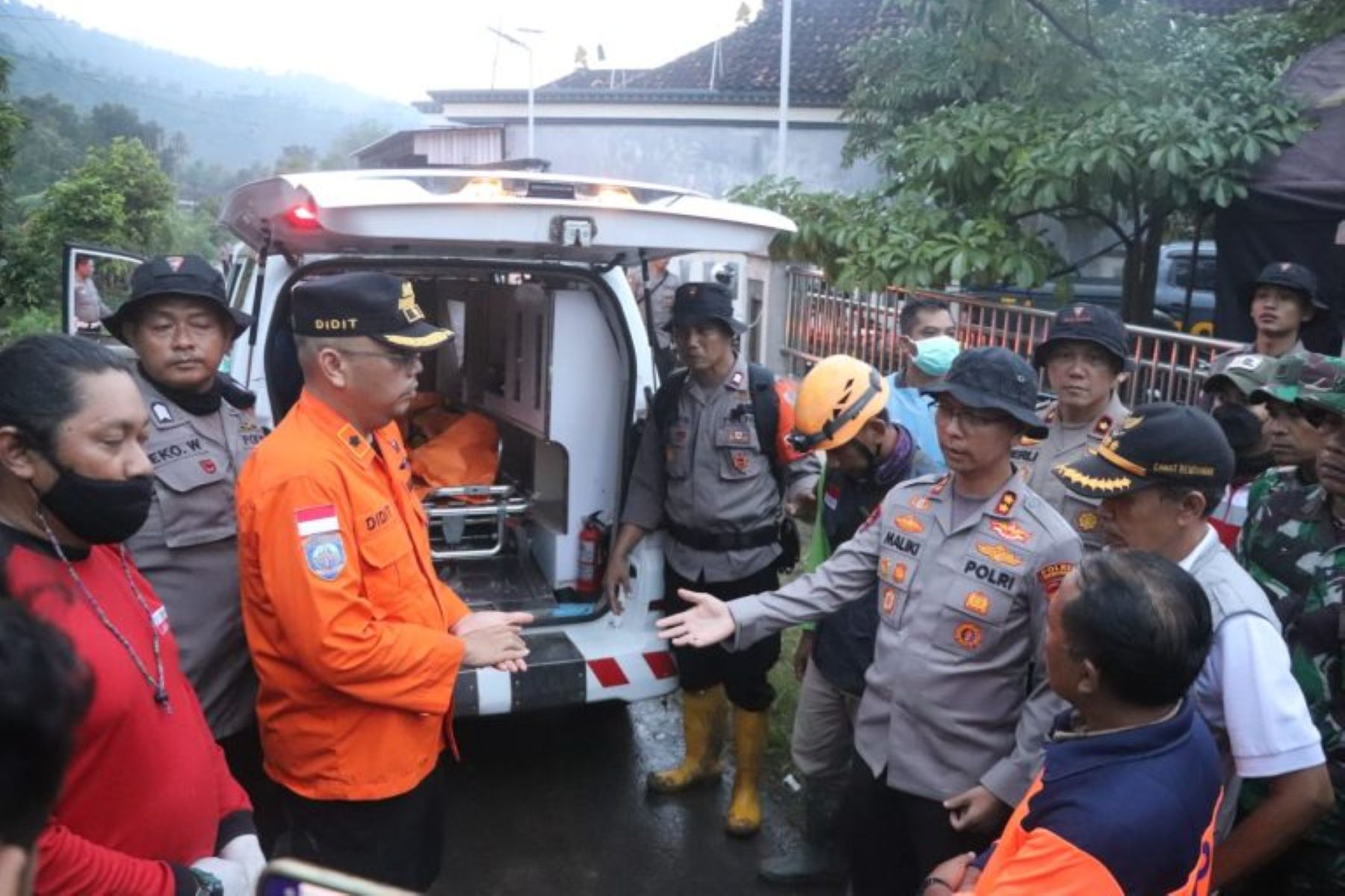 Evakuasi Korban Longsor Trenggalek, Dua Jenazah Ditemukan