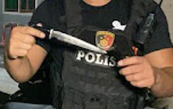 Tim Tarsius Polres Bitung Tangkap Pemuda Bawa Pisau Badik