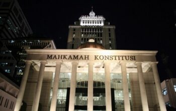 MK Wajibkan Pendidikan Dasar Gratis di Sekolah Swasta dan Negeri