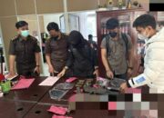 Polri Serahkan Aske Mabel dan Senjata Api ke Kejaksaan
