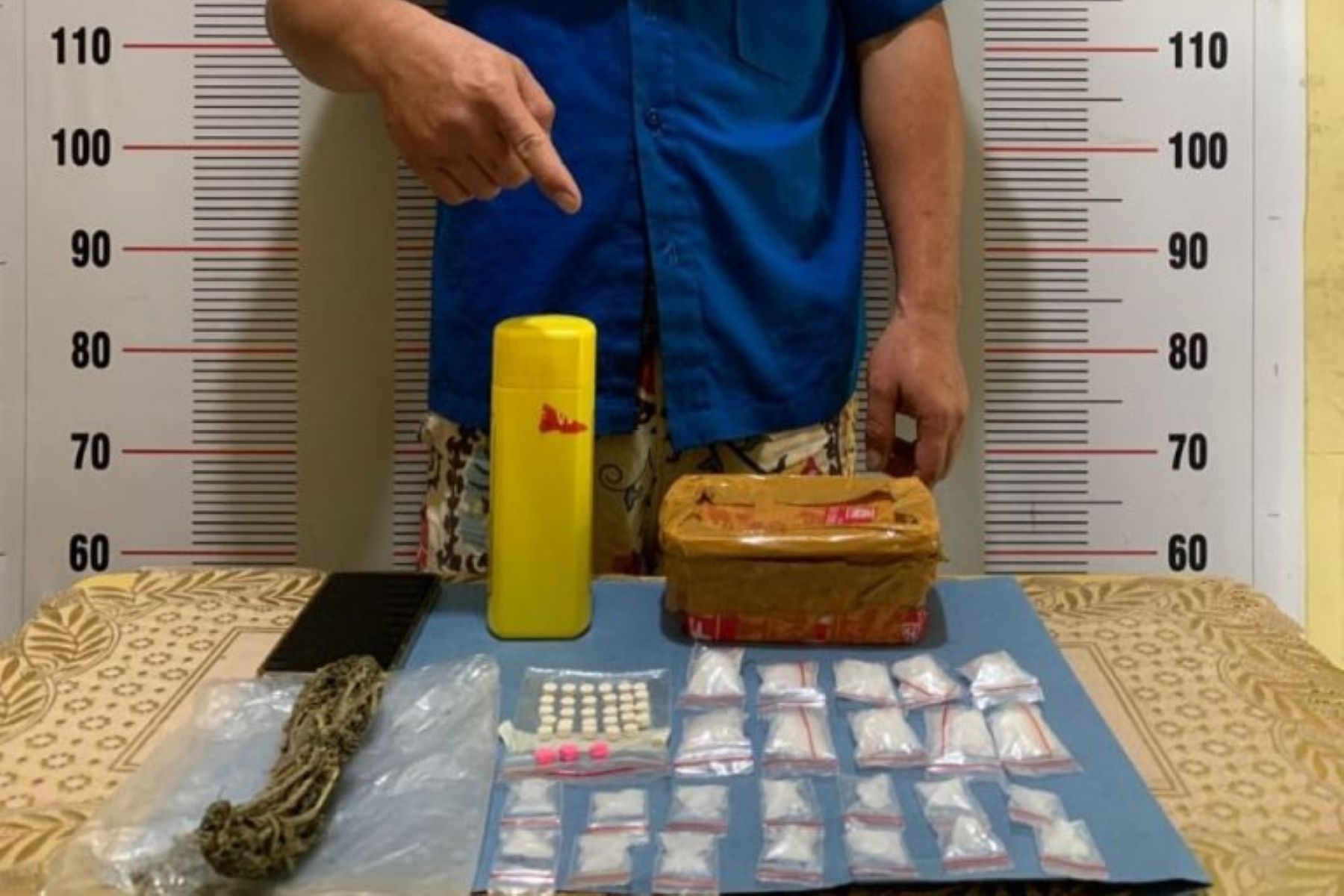 Kurir Narkoba Dibekuk di Bengkel Laguboti, Polisi Sita Sabu, Ekstasi, dan Ganja