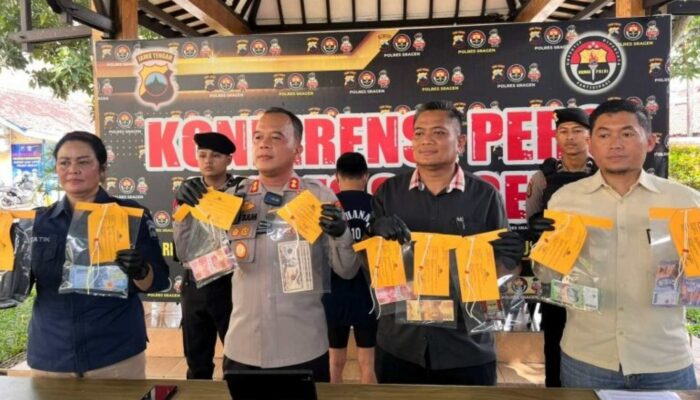 Uang Palsu Pecahan Rupiah hingga Dolar Disita di Sragen