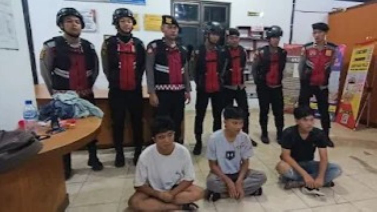 Remaja Luka Parah di Depan Kafe Baturaja, Polisi Bertindak Cepat