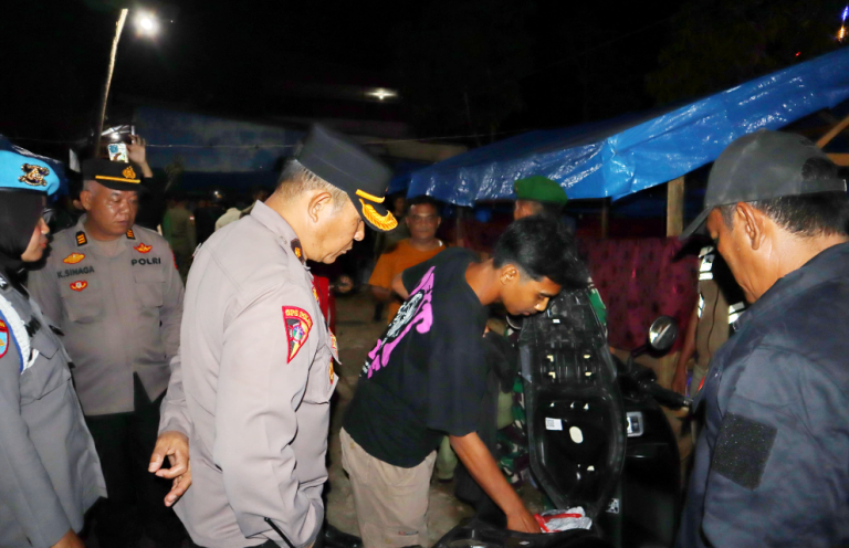 Penertiban Malam Hari di Padangsidimpuan: 18 Orang Diamankan, 3 Positif Narkoba