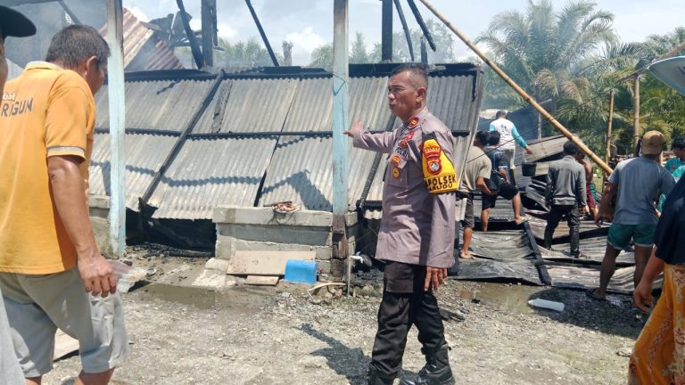 Kebakaran Hebat di Benggaulu: Kerugian Ratusan Juta