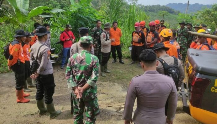 Dua Korban Terseret Sungai di Tulungagung, Tim Gabungan Terus Bergerak